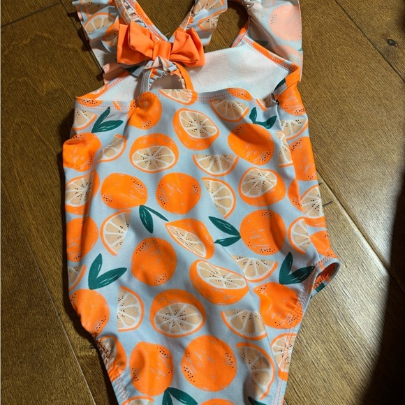 Cat & Jack swimsuit girls size 2t - Picture 2 of 3